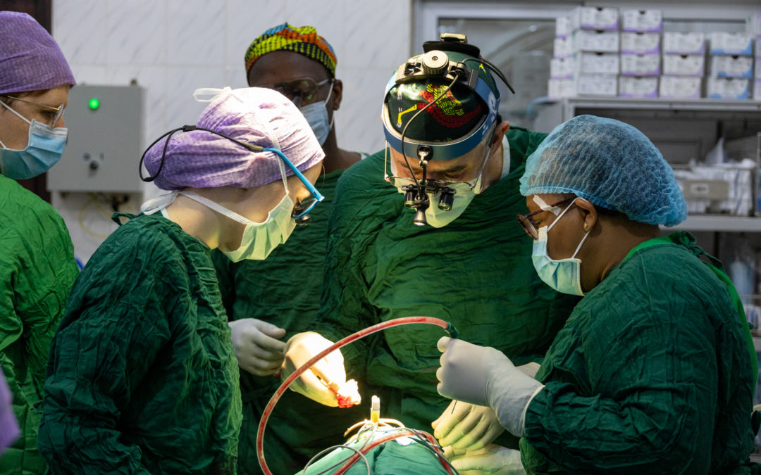 Retour de la mission chirurgicale pédiatrique 2025 du Bénin. Un partenariat des Services de chirurgie pédiatrique/anesthésie du CHUV, de l’hôpital du Département du Zou (CHDZ) au Bénin et de la Fondation CEA (FCEA)